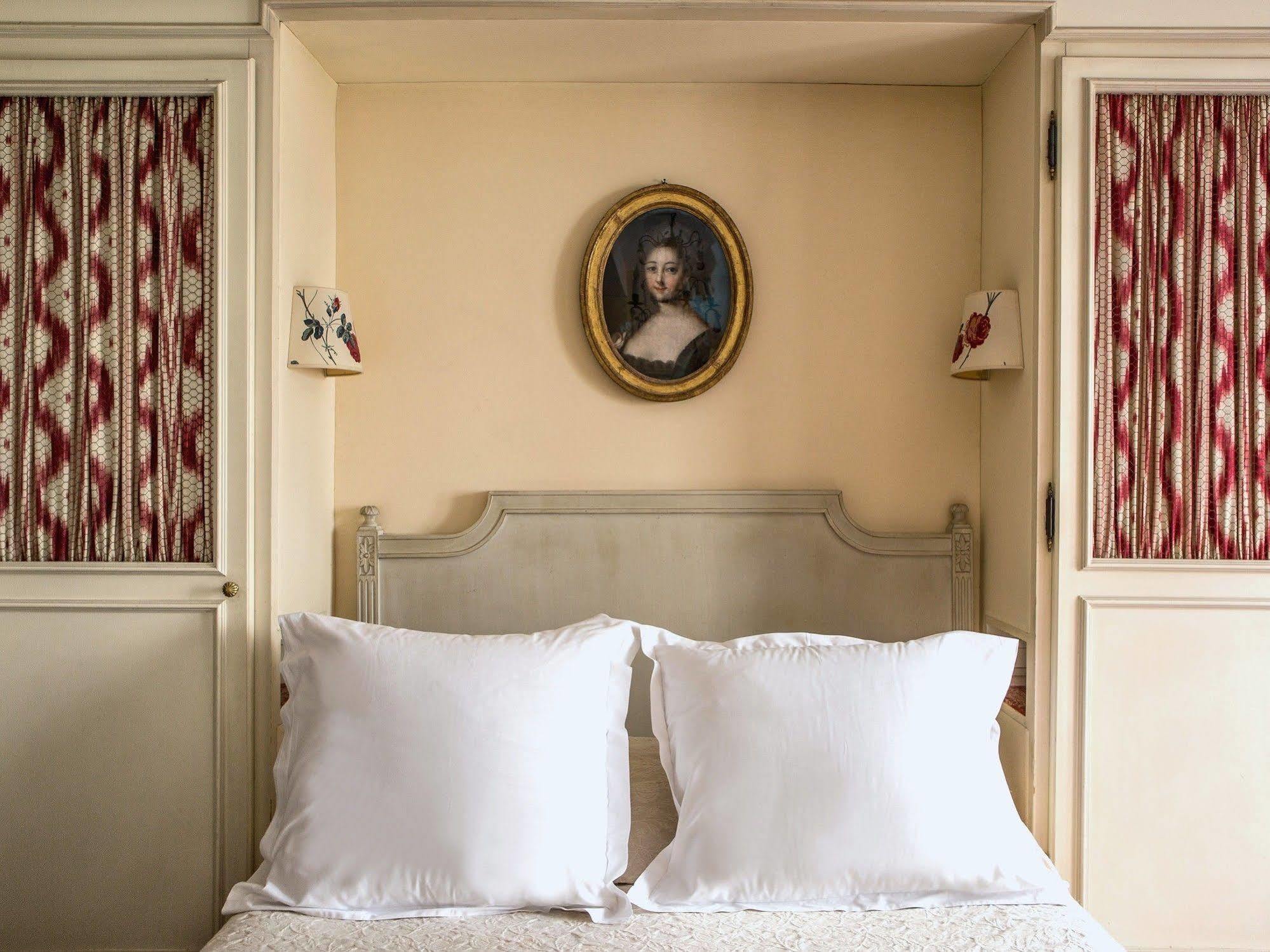 Caron De Beaumarchais Parijs
