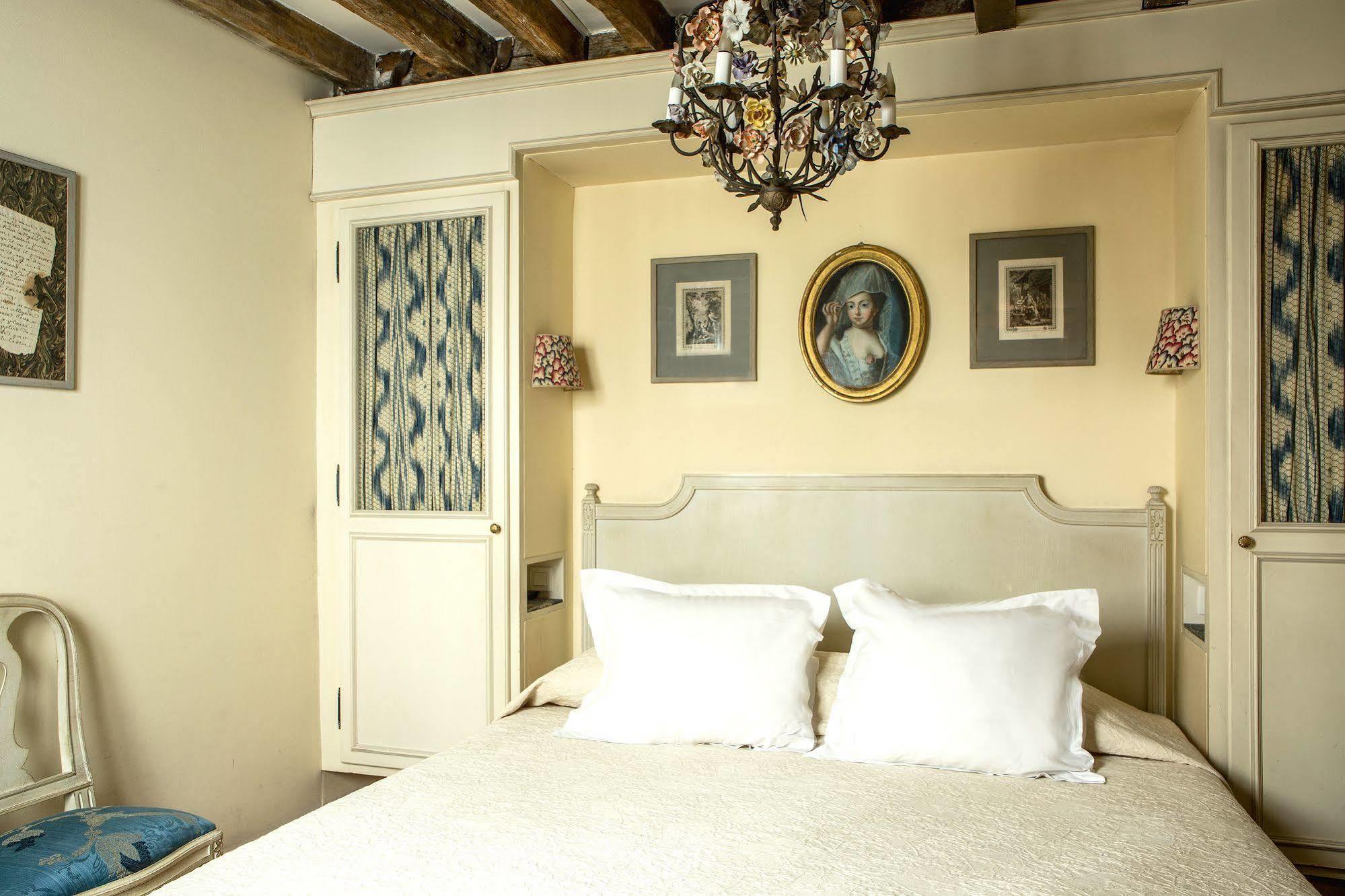 Caron De Beaumarchais 3* Parijs